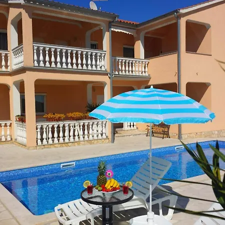 Guest house Delphin *